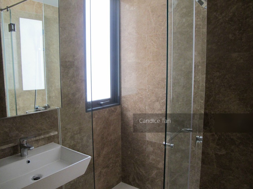 Boathouse Residences (D19), Condominium #124883822